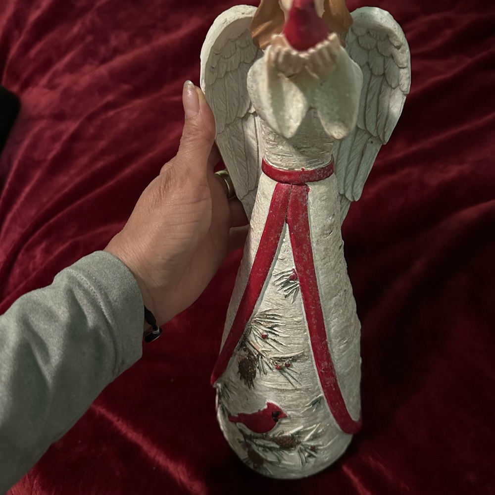 Angel with Cardinal - Picture 5 of 7